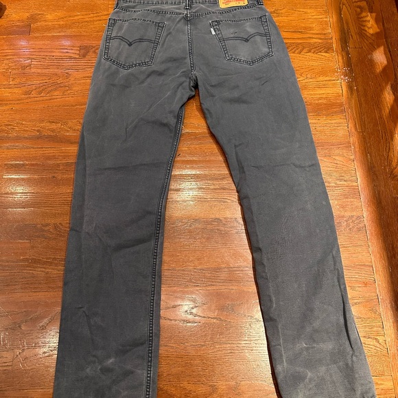Levi’s | Mens Gray Jeans | 32” Tall - Picture 3 of 4